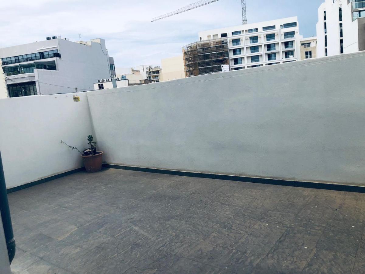 Stylish Retreat In Ta'Xbiex Διαμέρισμα Ta Xbiex Εξωτερικό φωτογραφία